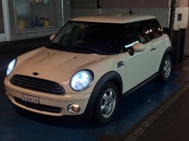 MINI COOPER 1.6 Benzin 120PS SITZHEIZUNG MFK 03/2024 Weiss