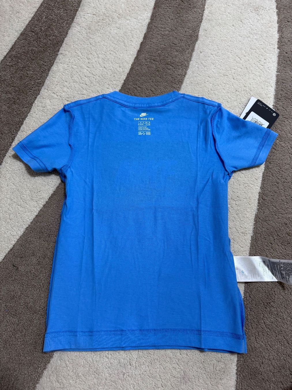 Nike Camicie, T-shirt & Polo: T-SHIRT NIKE – Nuovo e nell'imballaggio originale da Zürich venduto da Mina_09 3