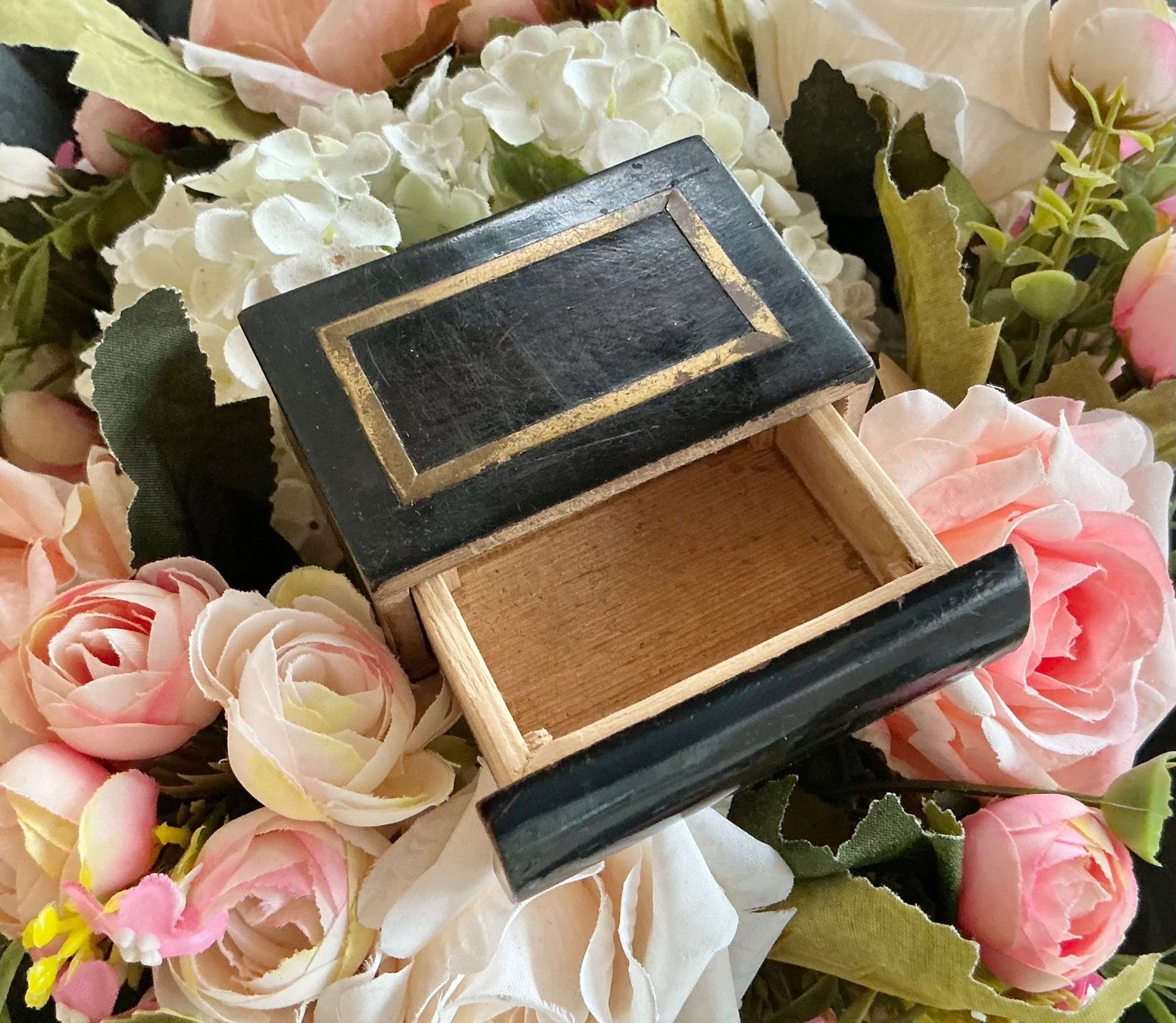 Cassapanche: URALTE KLEINE SCHATULLE – Usato da Zell LU venduto da Silvermemory 3