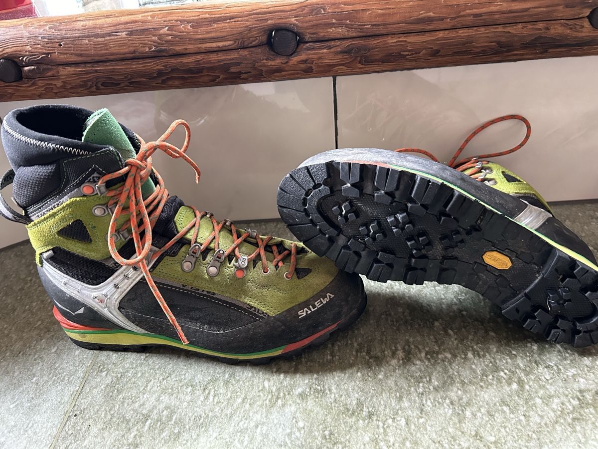 Salewa Herrenschuhe: Salewa Bergschuhe (Grösse 43) – Neu (gemäss Beschreibung) aus Lenk im Simmental von sch_6glw