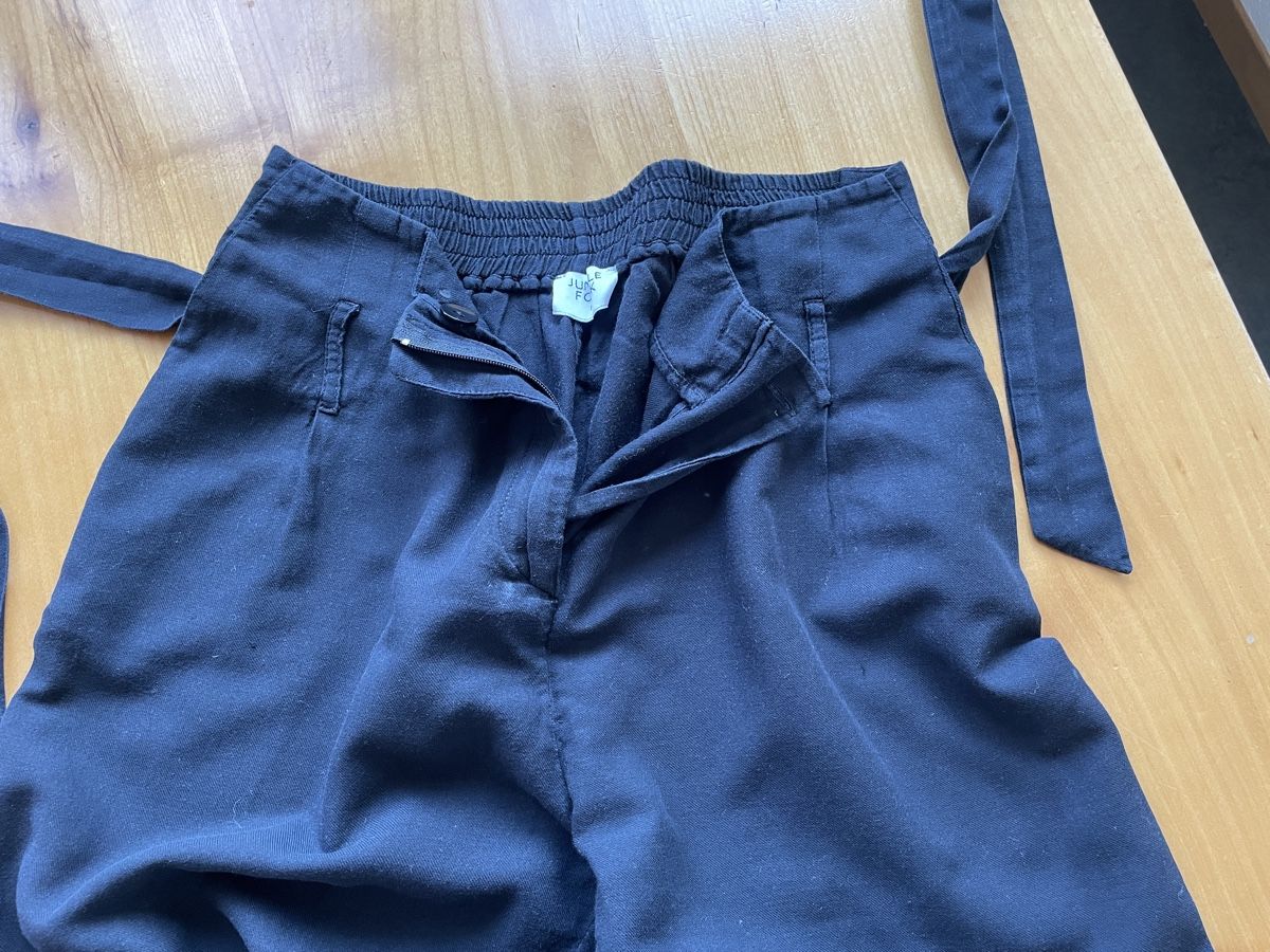 Jungle Folk Hosen: Schwarze Baumwollhose Jungle Folk Gr. S – Gebraucht aus Zürich von ehupp 2