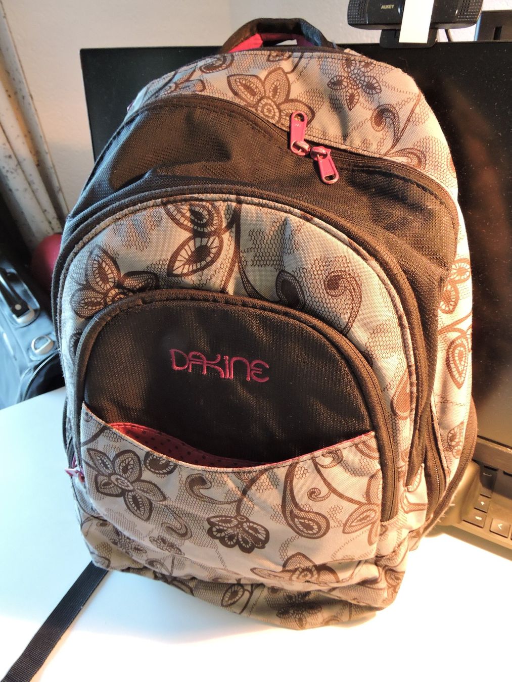 Dakine Zaini: Dakine Rucksack/Schulrucksack – Usato da Hauptwil venduto da Borusse01