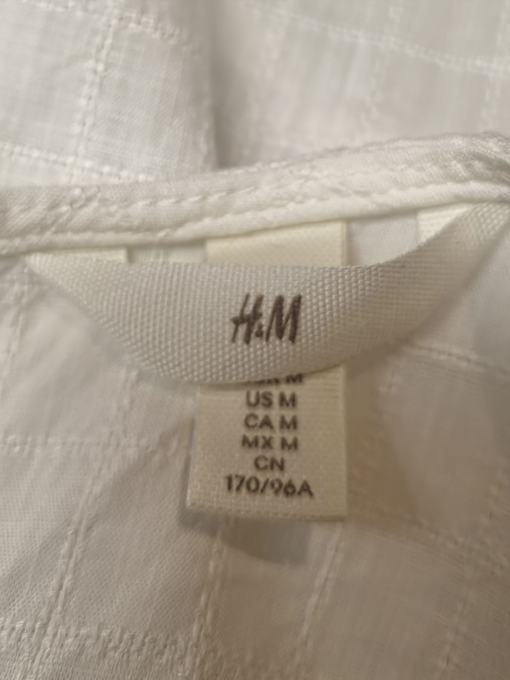 H&M Blusen: Damen Bluse weiss Grösse M neuwertig – Neu (gemäss Beschreibung) aus Emmetten von SecondhandSiska 3
