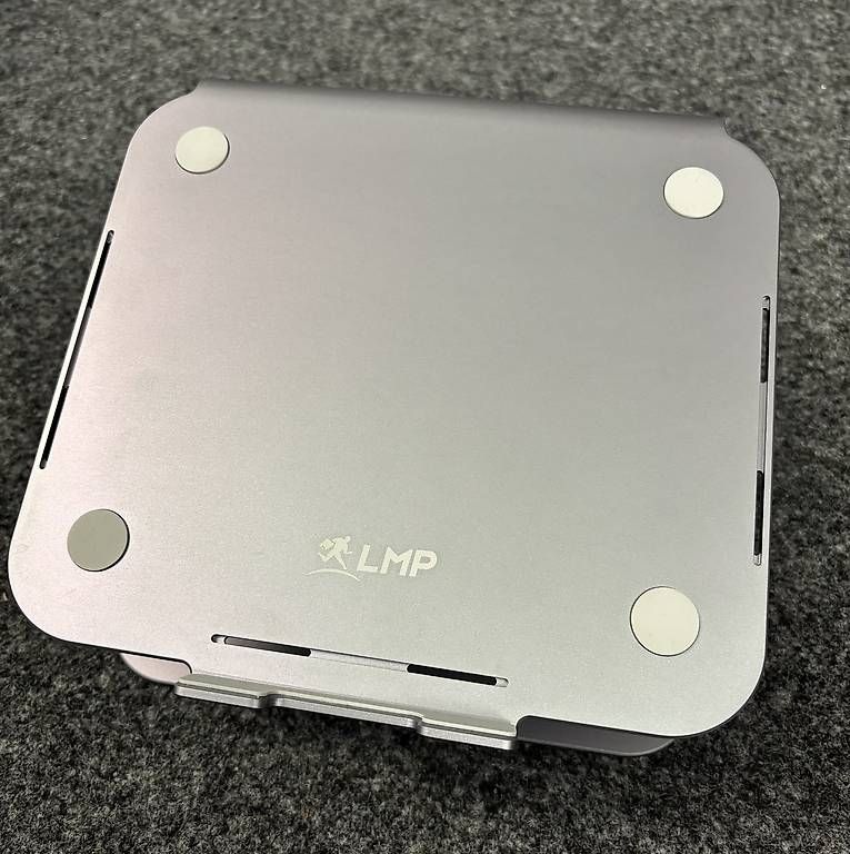 Racks & Ständer: Notebook-Ständer LMP – Neu (gemäss Beschreibung) aus Zuckenriet von MEi74