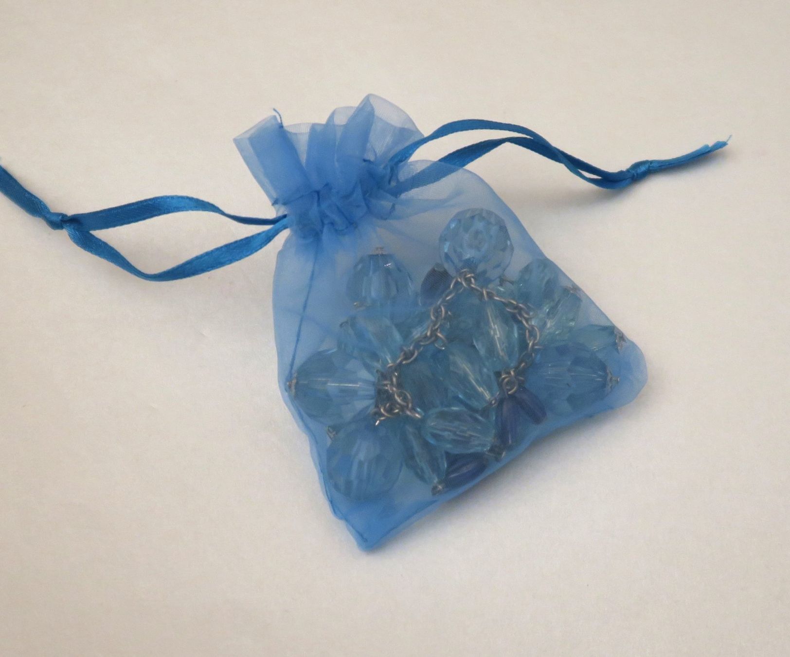 Bracciali & Braccialetti: Armkette hellblau – Usato da Brittnau venduto da marlenestone 4