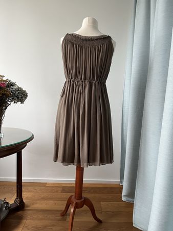 Gustav Seidenleid + Unterkleid, taupe, Grösse 40/42