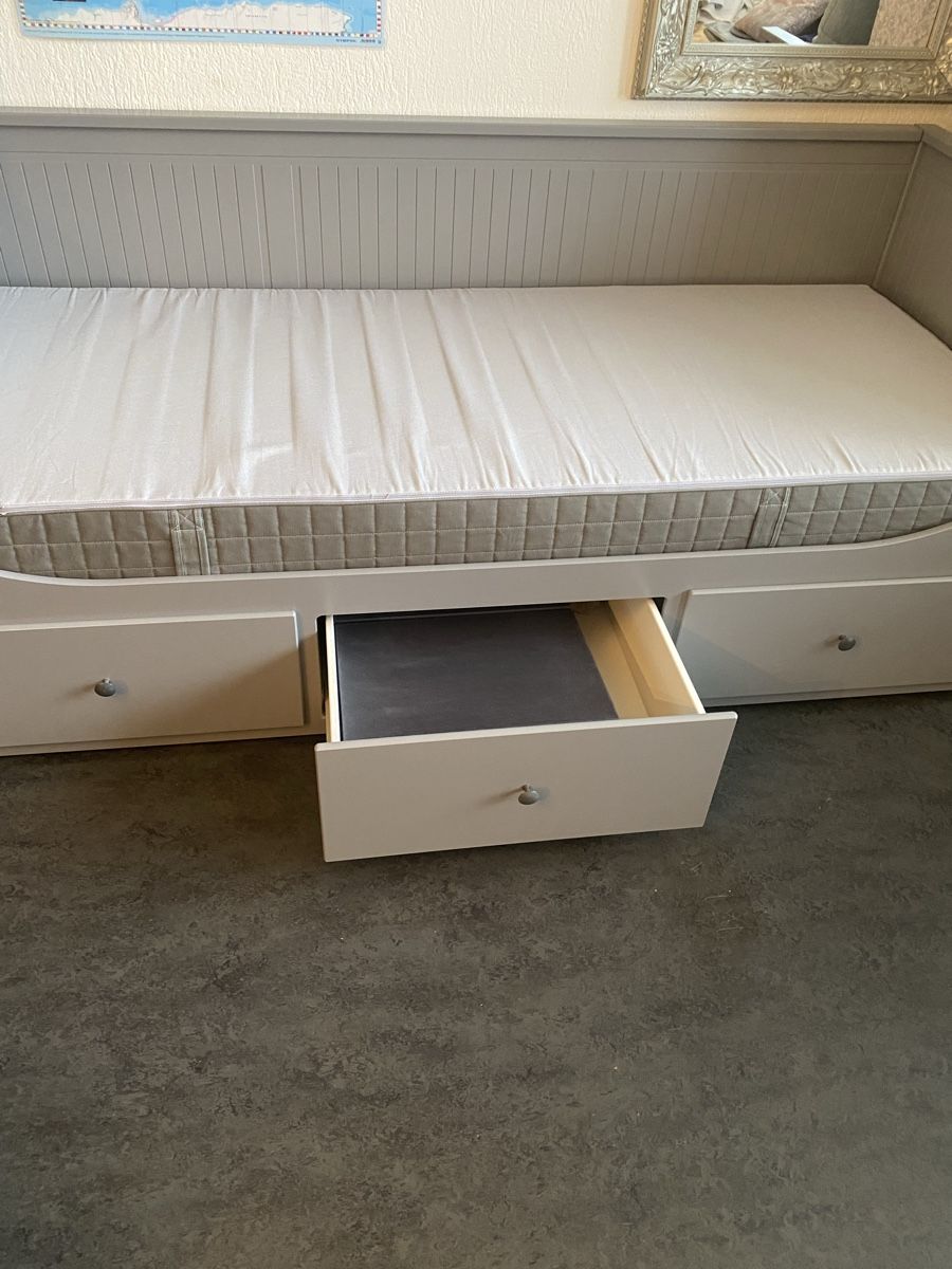 Ikea Letti: Tagesbett ausziehbar inkl.  oder ohne Matratze – Usato da Zürich venduto da VictoriaV01 3