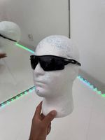 schwarze sonnenbrille