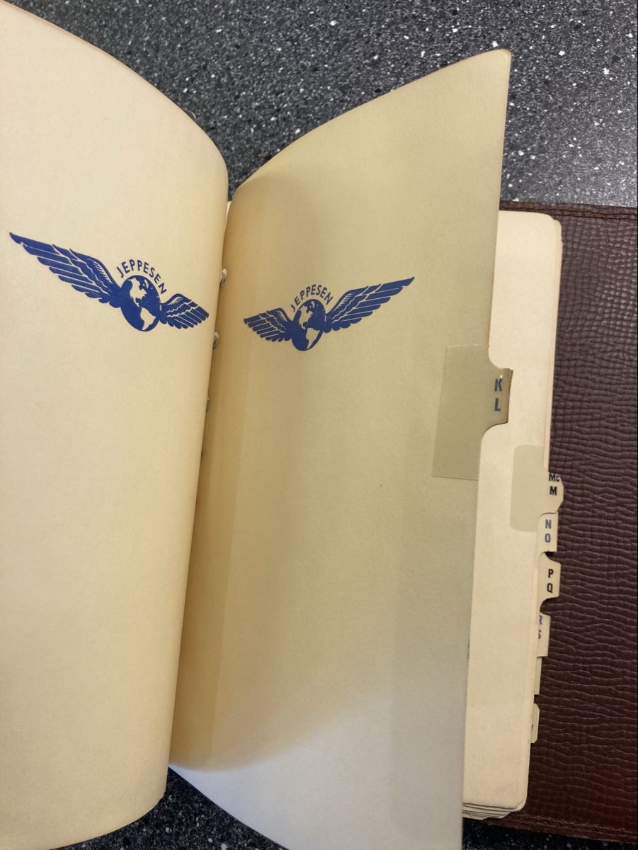 Libri: WW2 Jeppsen Airway Manual  – Usato da Seftigen venduto da pre48 4
