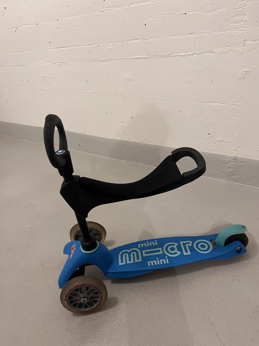 Micro Kickboard: Kinderroller Micro Mini blau guter Zustand – Gebraucht aus Schwyz von jas_26l2 1