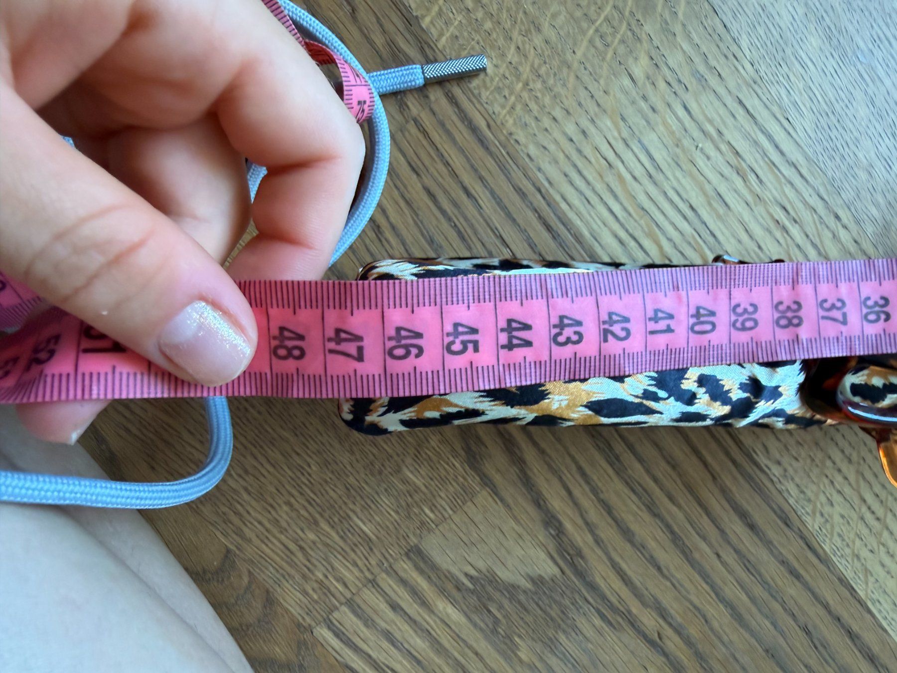 Accessori per capelli: Haarstyling Lockenwickler Leopardenmuster mit Klemme – Usato da Riehen venduto da ann_76jw 4