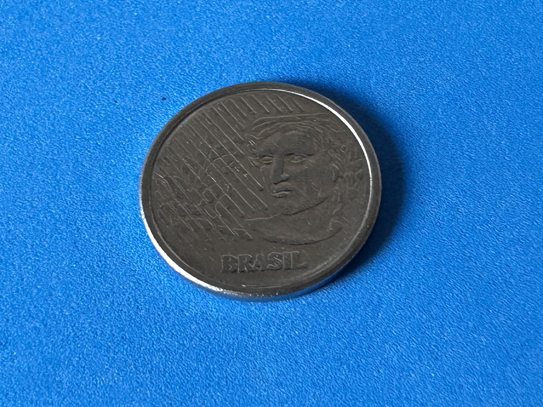 Tutti le monete: Brazil - 50 Centavos 1995 – Usato da Corcelles NE venduto da AJKader 2