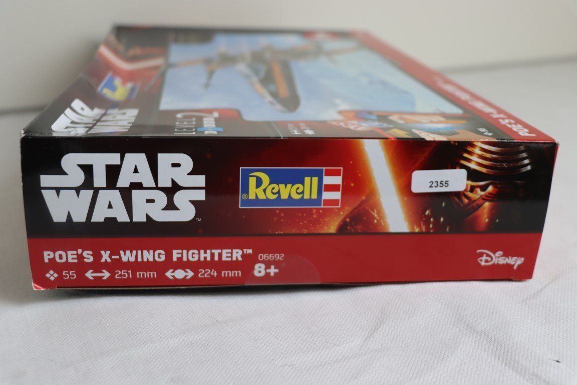 Kit di modellismo & Modellini statici: Star Wars Flieger (2355-2359) – Nuovo (secondo la descrizione) da Bäriswil BE venduto da WWYN-Liquidationen 1