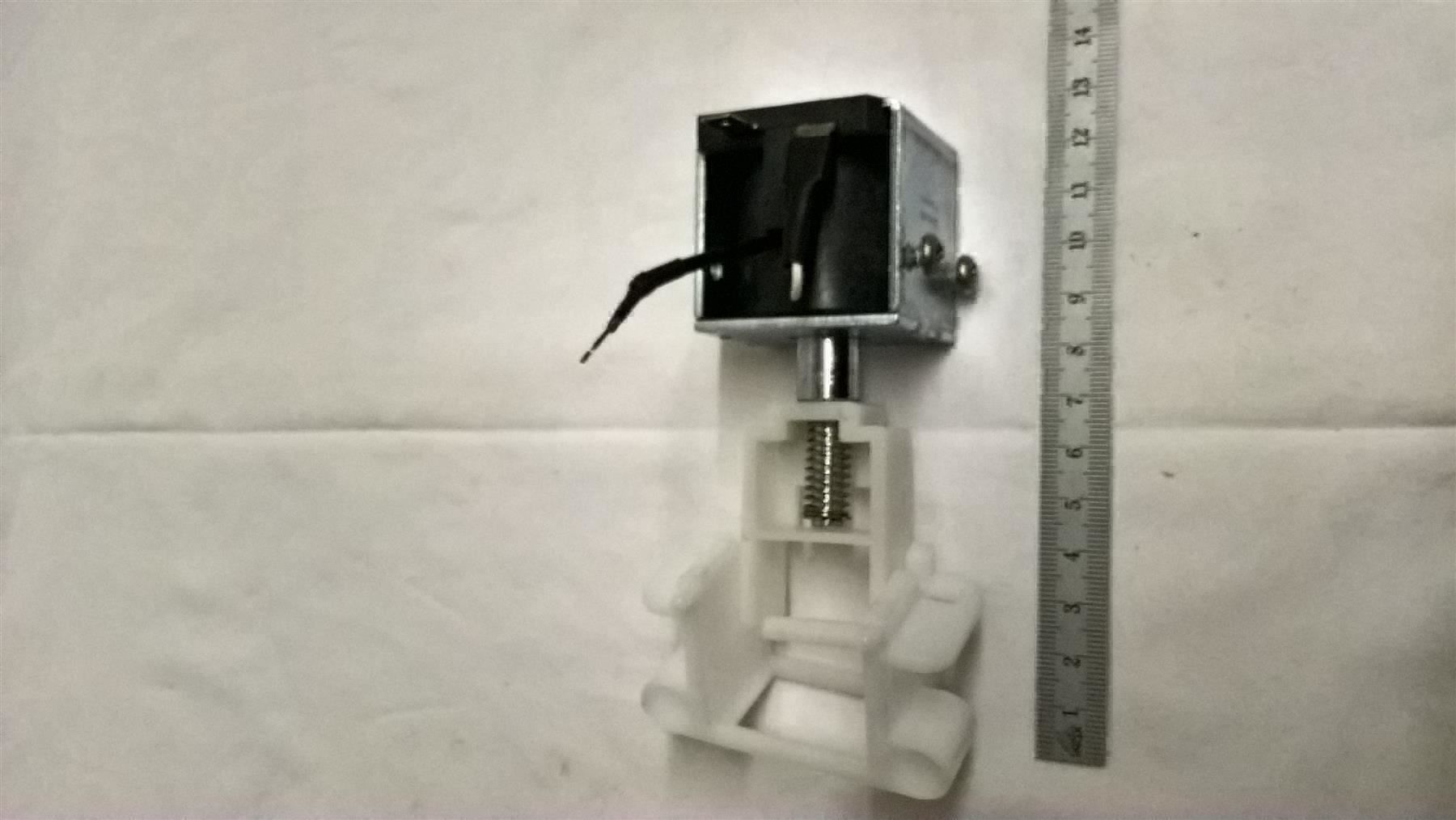 Magnete: Elektro Magnet – Gebraucht aus Glarus von Mdelphi