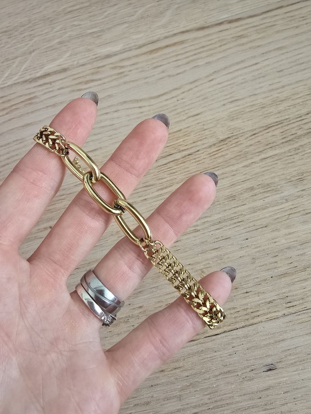 Bracciali & Braccialetti: Goldiges Edelstahl Armband – Nuovo e nell'imballaggio originale da Rickenbach b. Wil venduto da Beautiful.Things 2
