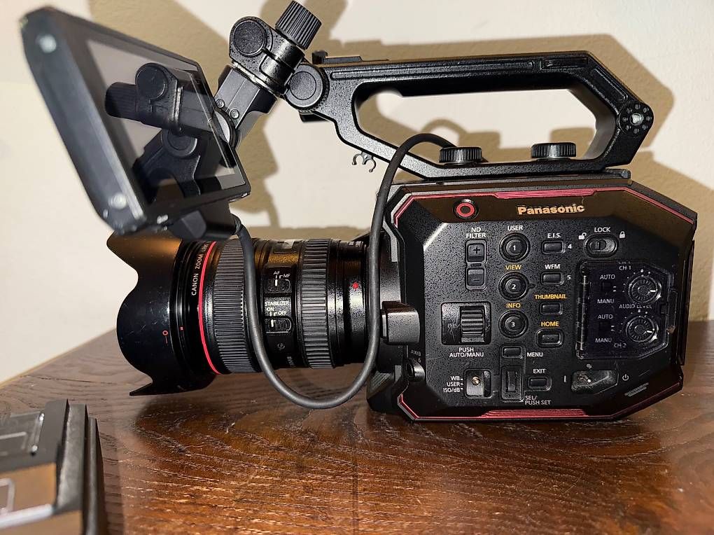 Videocamere: Caméra Panasonic 4K  EVA 1 – Usato da le grand-saconnex venduto da Giulma 2