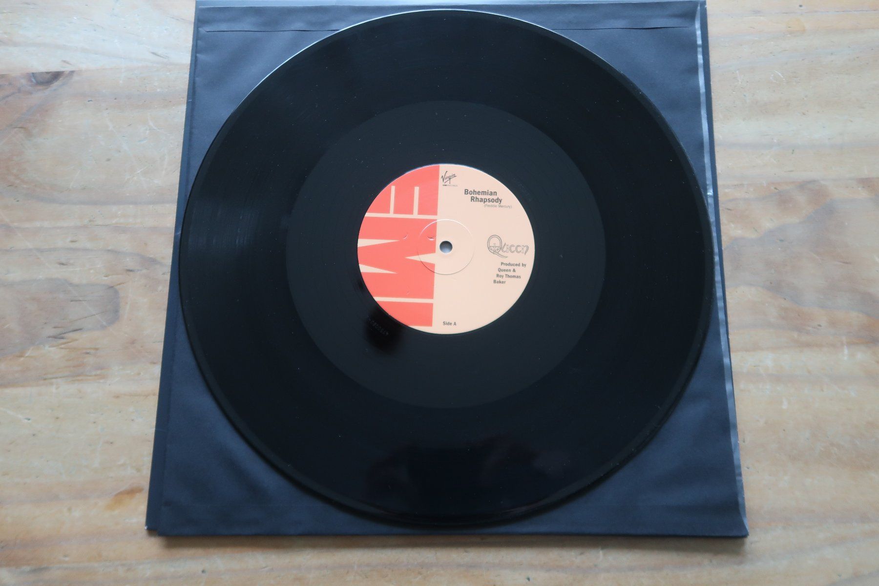 Schallplatten: QUEEN - BOHEMIAN RHAPSODY - VINYL MAXI SINGLE – Gebraucht aus Basel von Patiscat 3