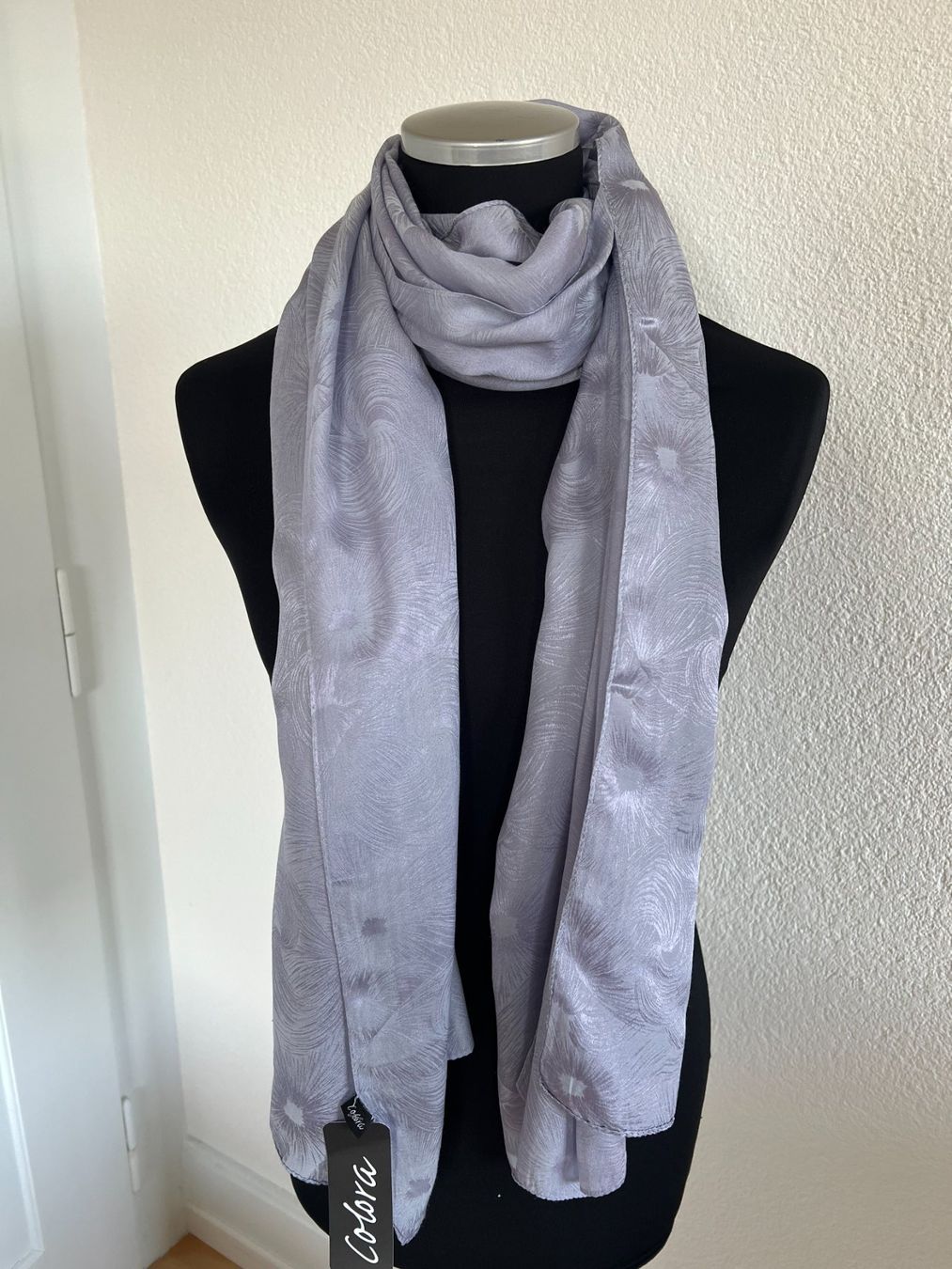 Colora Foulard & Sciarpe: Colora Schal, 49% Seide, Flieder/Grau, NEU – Nuovo e nell'imballaggio originale da Worb venduto da farben20zauber 1