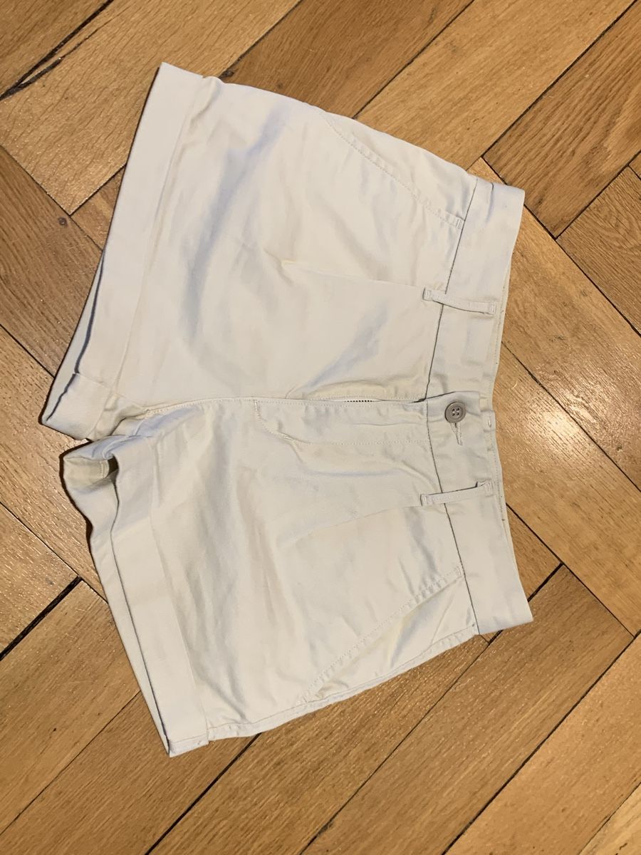 Levi's Pantaloni: Short beige Levis – Nuovo (secondo la descrizione) da Basel venduto da cla_f5hs