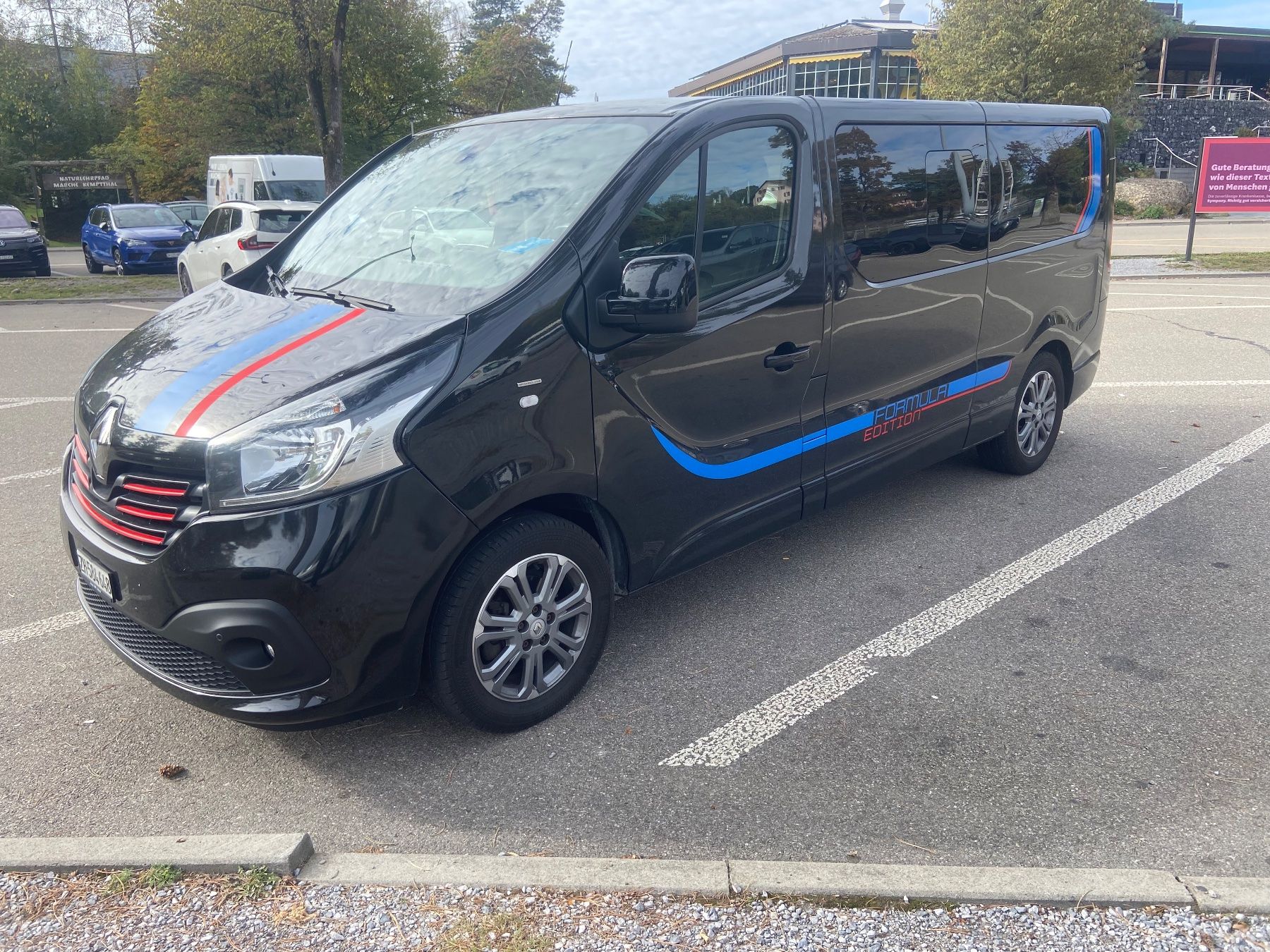 Renault Autos: Renault Trafic space class – D'occasion à Embrach par Toeffan