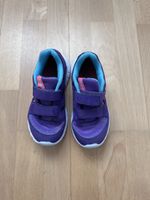 Hallenschuhe lila Reebok Gr. 31