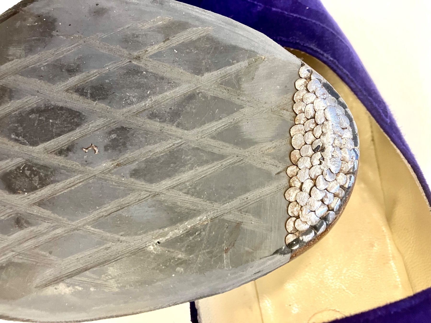 Scarpe da donna: Wunderschönen dunkellila  Pumps oder Flamencoschuhe 40 ½-41 – Nuovo (secondo la descrizione) da Schaffhausen venduto da NinaRicardo 4