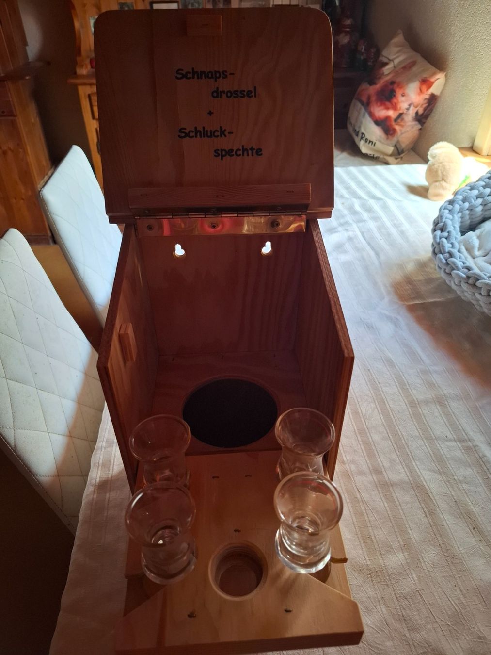 Articoli in legno: Vogelhaus Schnaps-drossel Schluck-spechte 4 Gläser – Usato da Oftringen venduto da jeanny09 1