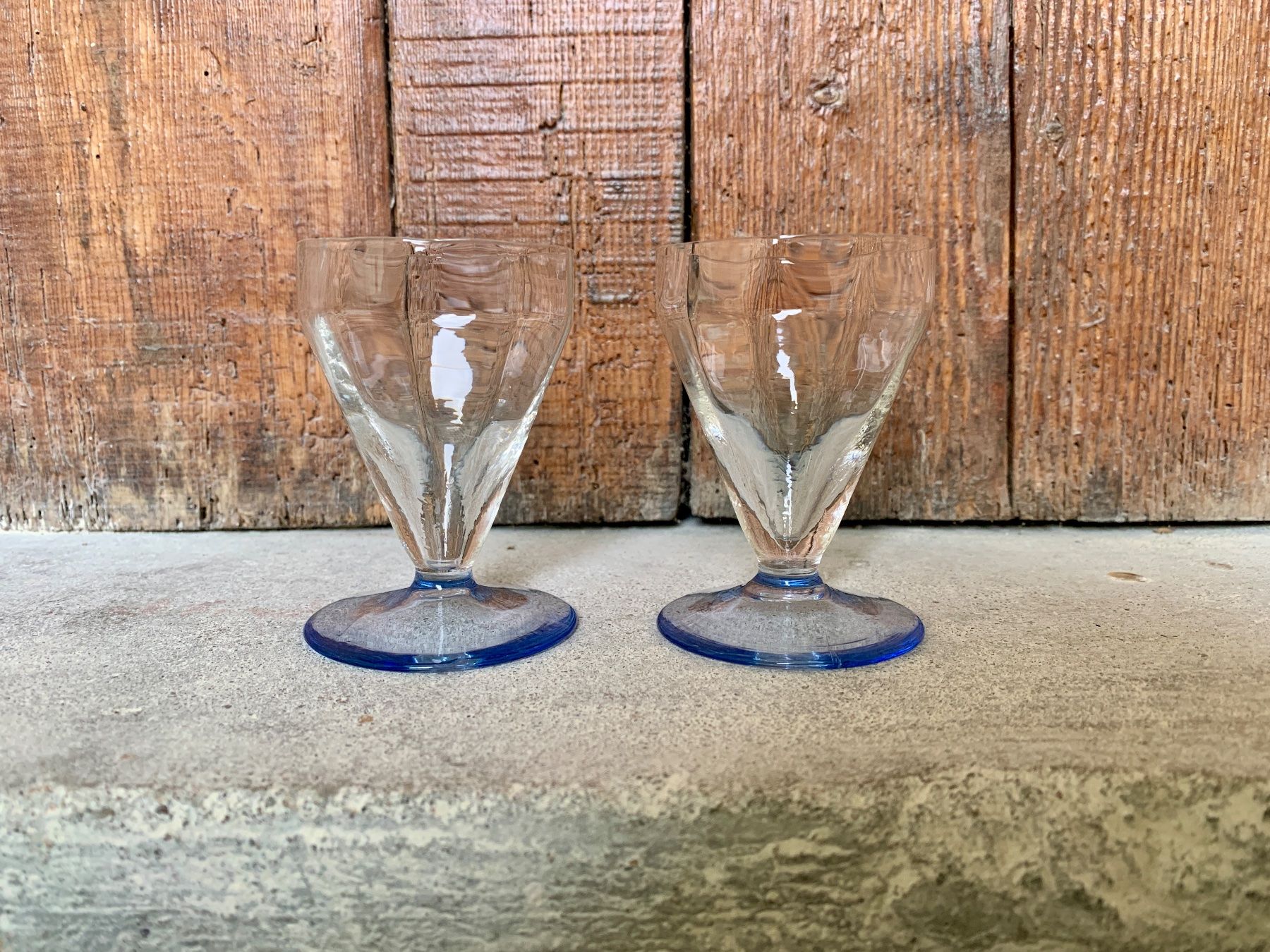 Bicchieri: Schnapsglas mit blauem Boden – Usato da Zürich venduto da Les_Zurichois