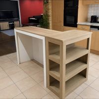 Meuble bar blanc et bois avec étagères et tiroirs