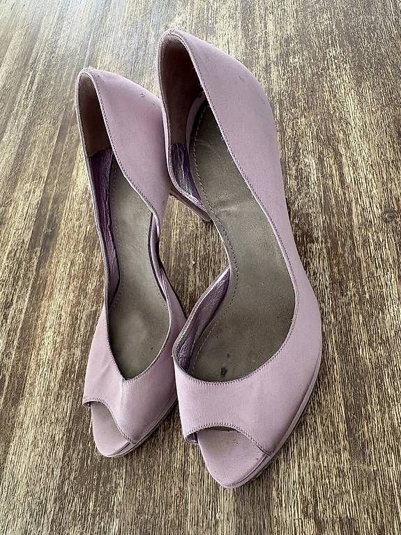Damenschuhe: Damenschuhen gr 37,5 – Gebraucht aus Hinwil von camposlu