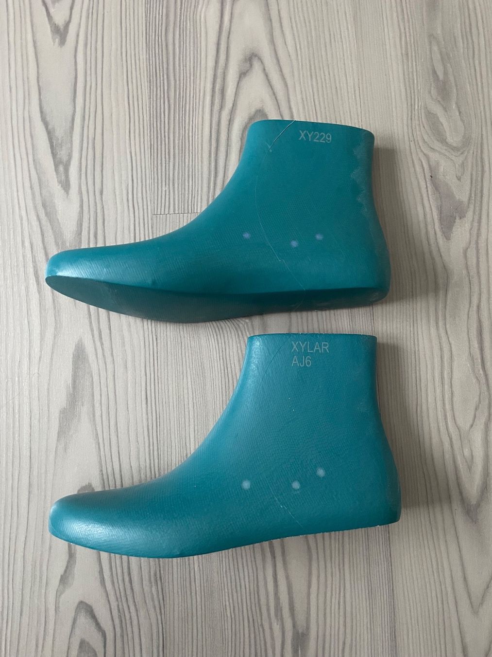 Scarpe da uomo: Kunststoff Schuhform (2x) – Usato da Freienwil venduto da weberjoel 3