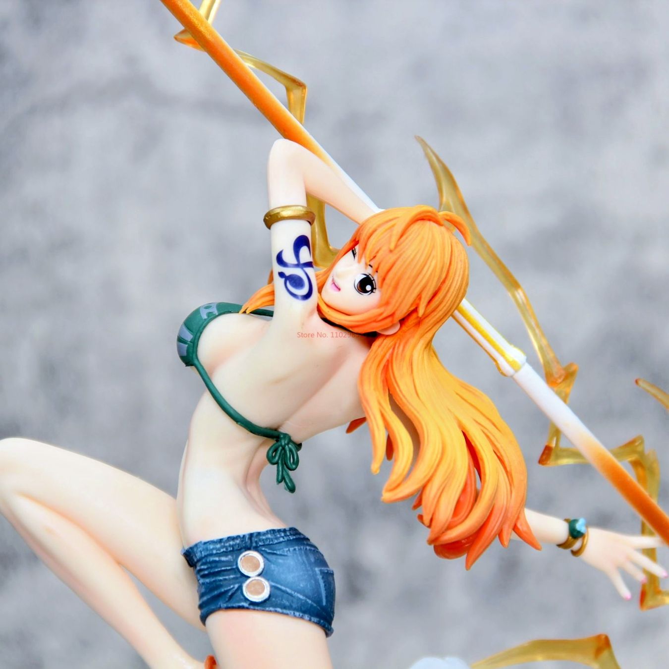 Statuette: One Piece Nami Figur 30cm – Nuovo (secondo la descrizione) da Glattbrugg venduto da har_jgc7 2