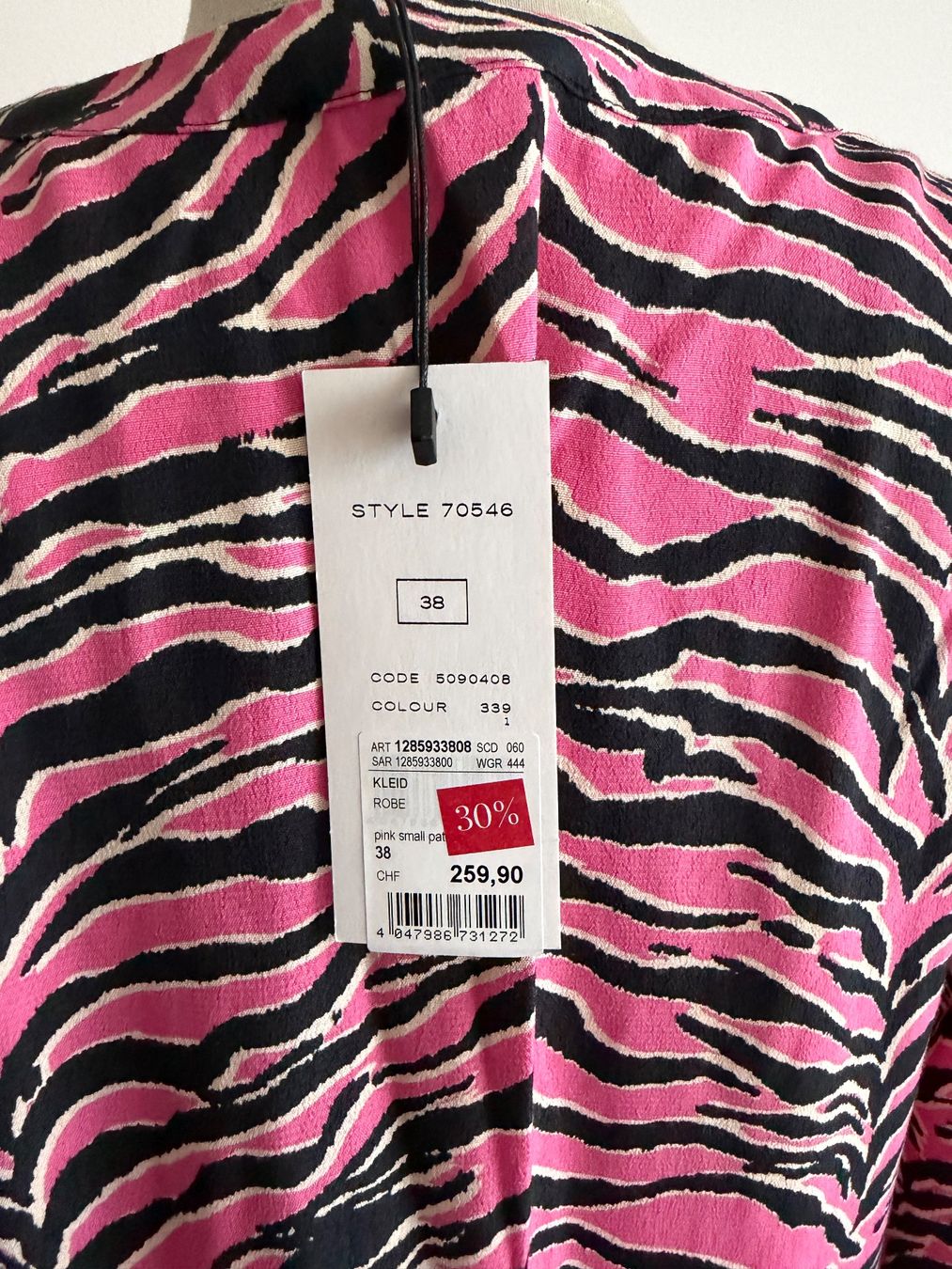 Vestiti: Neues Kleid von SET, Grösse 38 – Nuovo (secondo la descrizione) da Frauenfeld venduto da trouvaille_8500 2