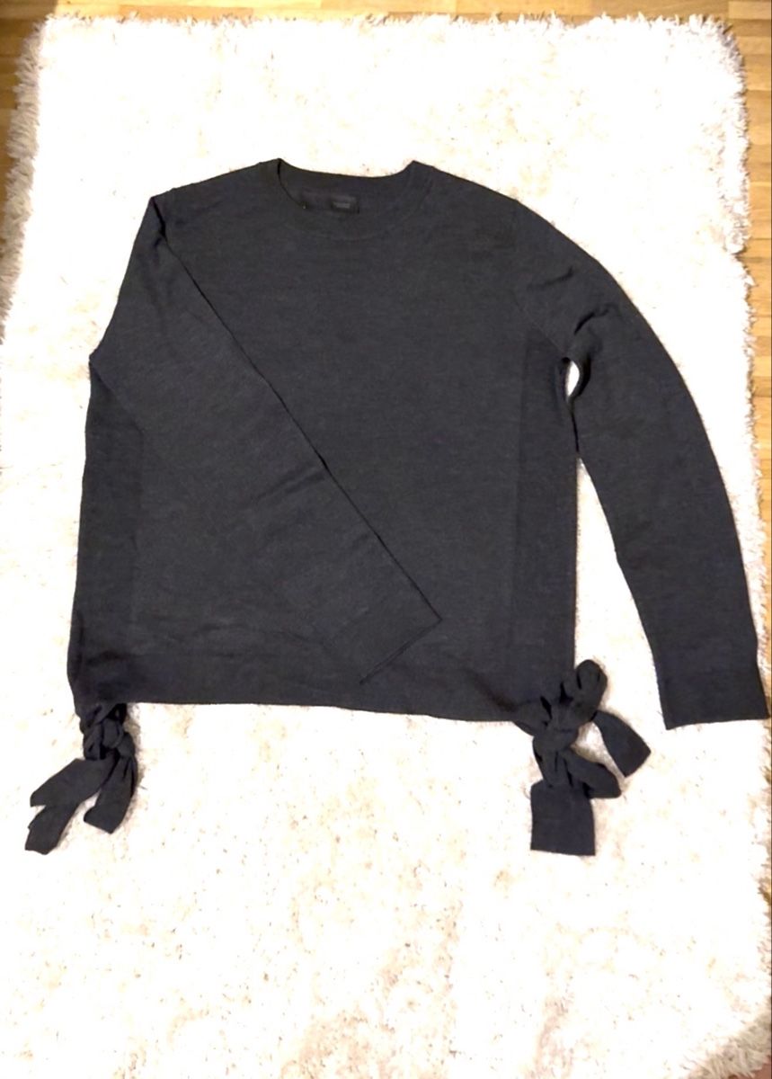 Zara Maglioni & Felpe: Pullover Dunkelgrau Grösse S mit Schleifen-Details – Usato da Dübendorf venduto da alb_7rn8