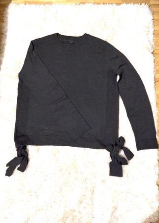 Pullover Dunkelgrau Grösse S mit Schleifen-Details