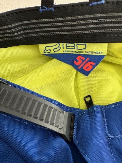 Fox Hosen: Fox downhill bike pants – Neu (gemäss Beschreibung) aus Dallenwil von ZD2019 3
