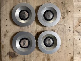 Caches-moyeux d'origine Audi 8D0601165E – Jantes Avus S4 b5