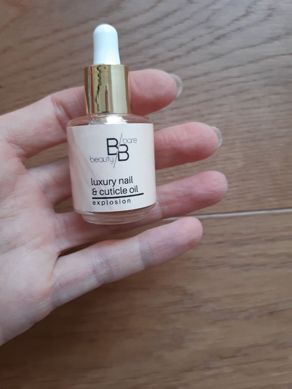 Ongles artificiels: nagelöl neu – Neuf avec emballage d'origine à Nebikon par Haidihooo