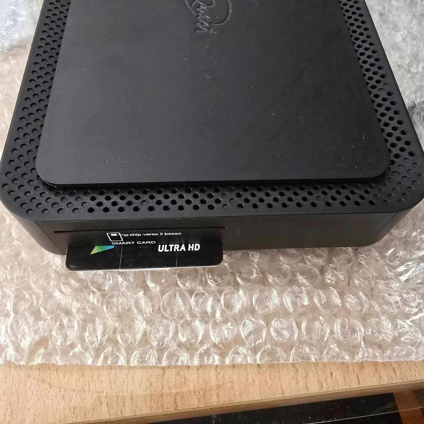 Récepteurs: Tivusat Q99 DIGIQUEST 4K UHD – Neuf avec emballage d'origine à Baar par AudiRS32024 3