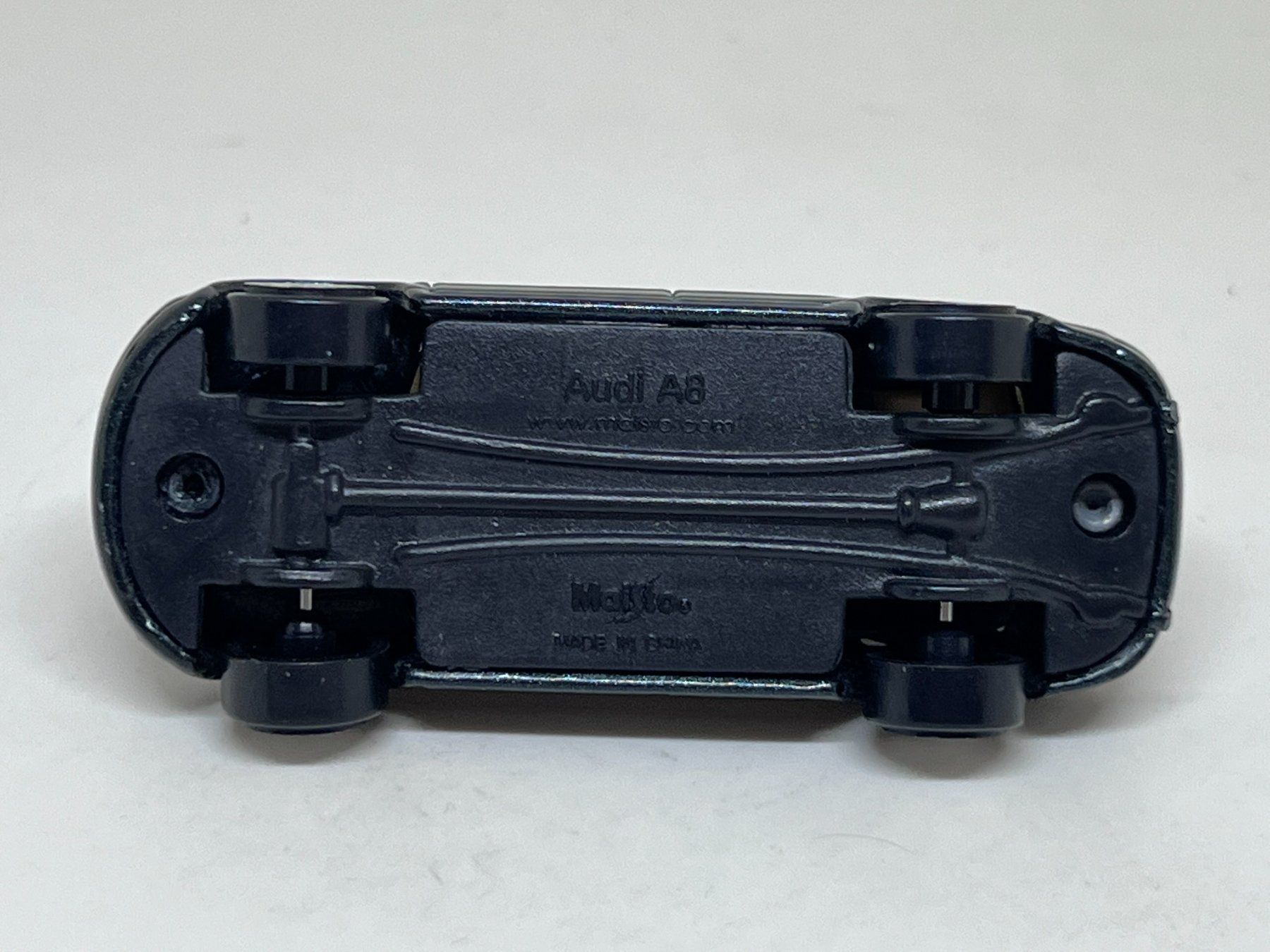 Maisto Modellini d'auto: Maisto Audi A8 #265 – Usato da Wildegg venduto da LaaBoutique 3