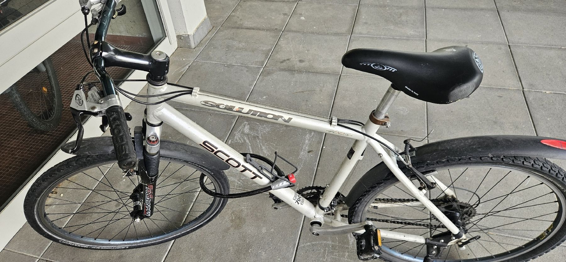 Scott Biciclette: Vélo Scott Solution 26 pouces blanc bon état – Usato da la tour-de-peilz venduto da Hibou82