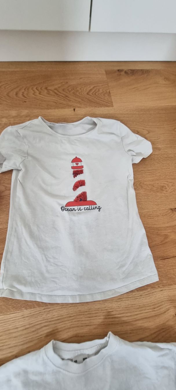 Kleiderpakete & -sets: 10er-Set: Mädchen-T-Shirts Grösse 116/122 – Gebraucht aus Lachen SZ von allesweg78 2