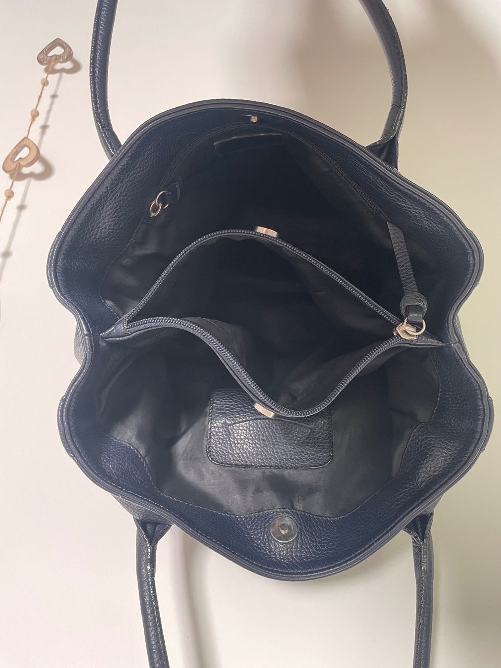 Borse da donna: Echtleder Schultertasche dunkelblau – Usato da Fällanden venduto da adi_r9xb 1