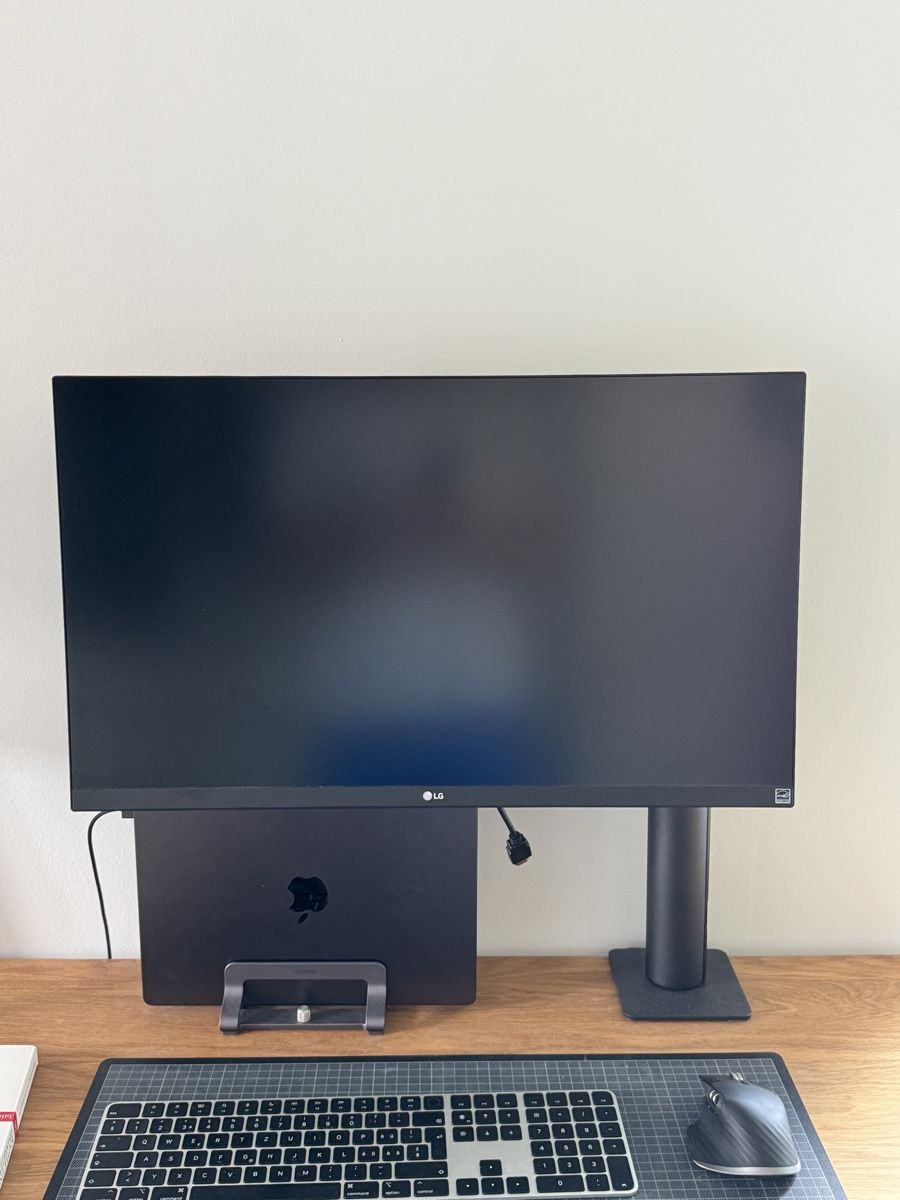 Monitor: LG 27UN880P-B – Usato da Winterthur venduto da chr_k8bc