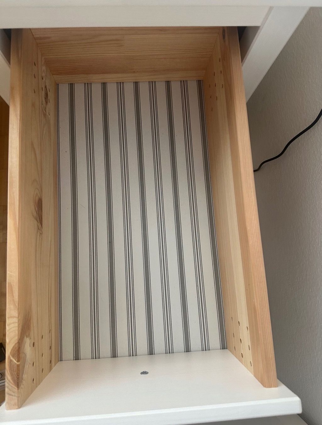 Ikea Bureaux: Schreibtisch weiss – D'occasion à Zürich par nkr_c6kz 2