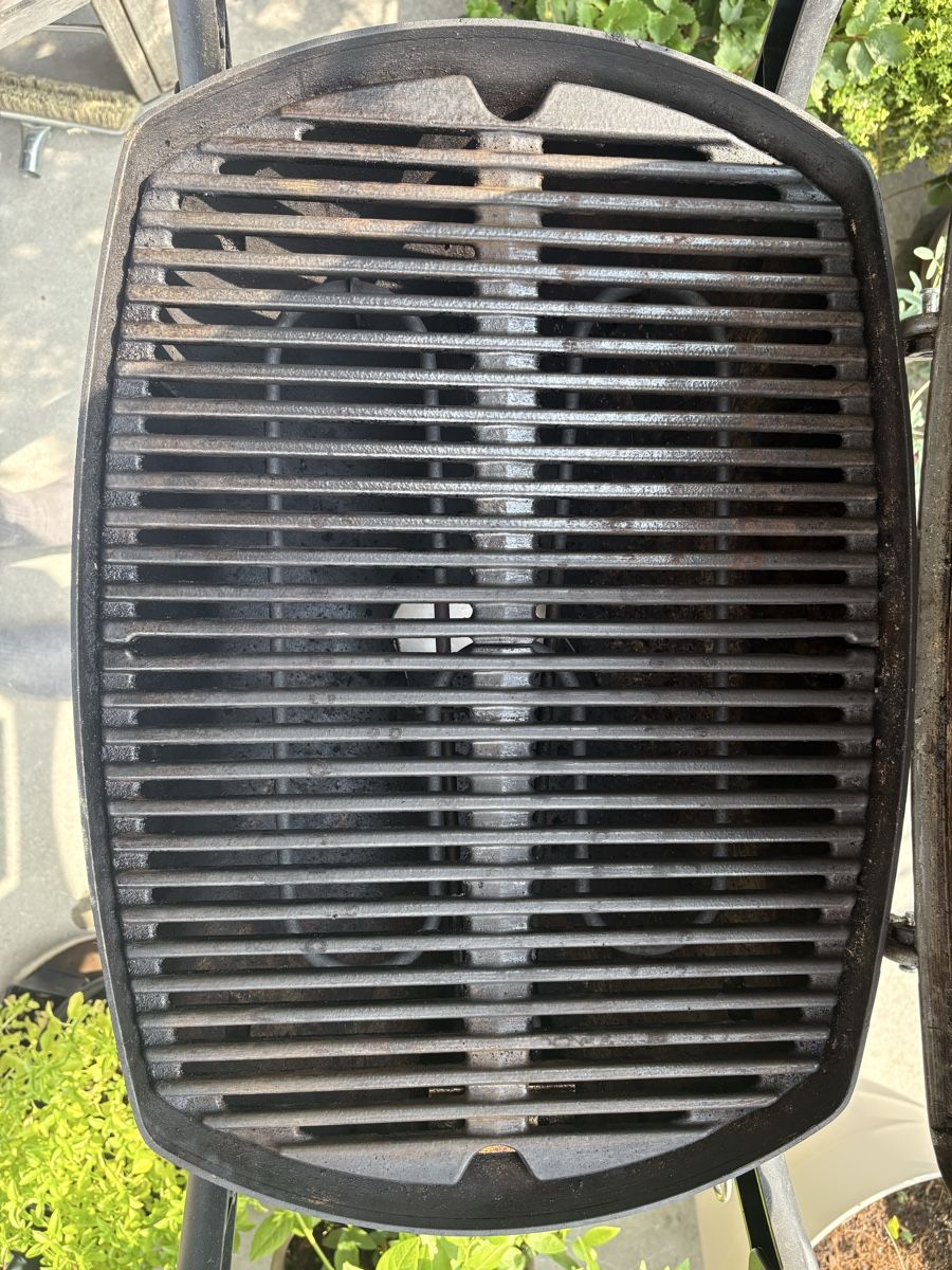 Weber Grills: Weber Q2400 Grill inkl. Zubehoer – Gebraucht aus Zürich von mariusreusch 8