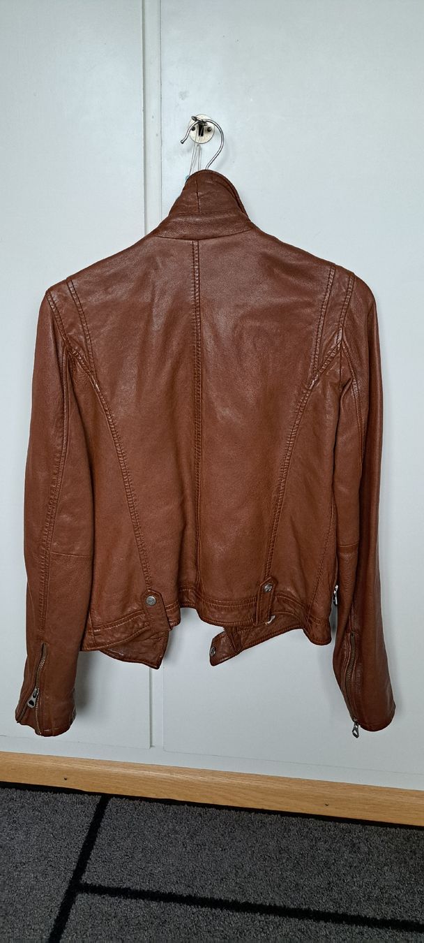 Jacken: Womens Leather Jacket – Gebraucht aus Riehen von joh_xf8z 1