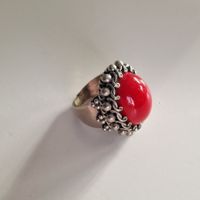 Antiker Ring mit Korallenstein, mit Stempel