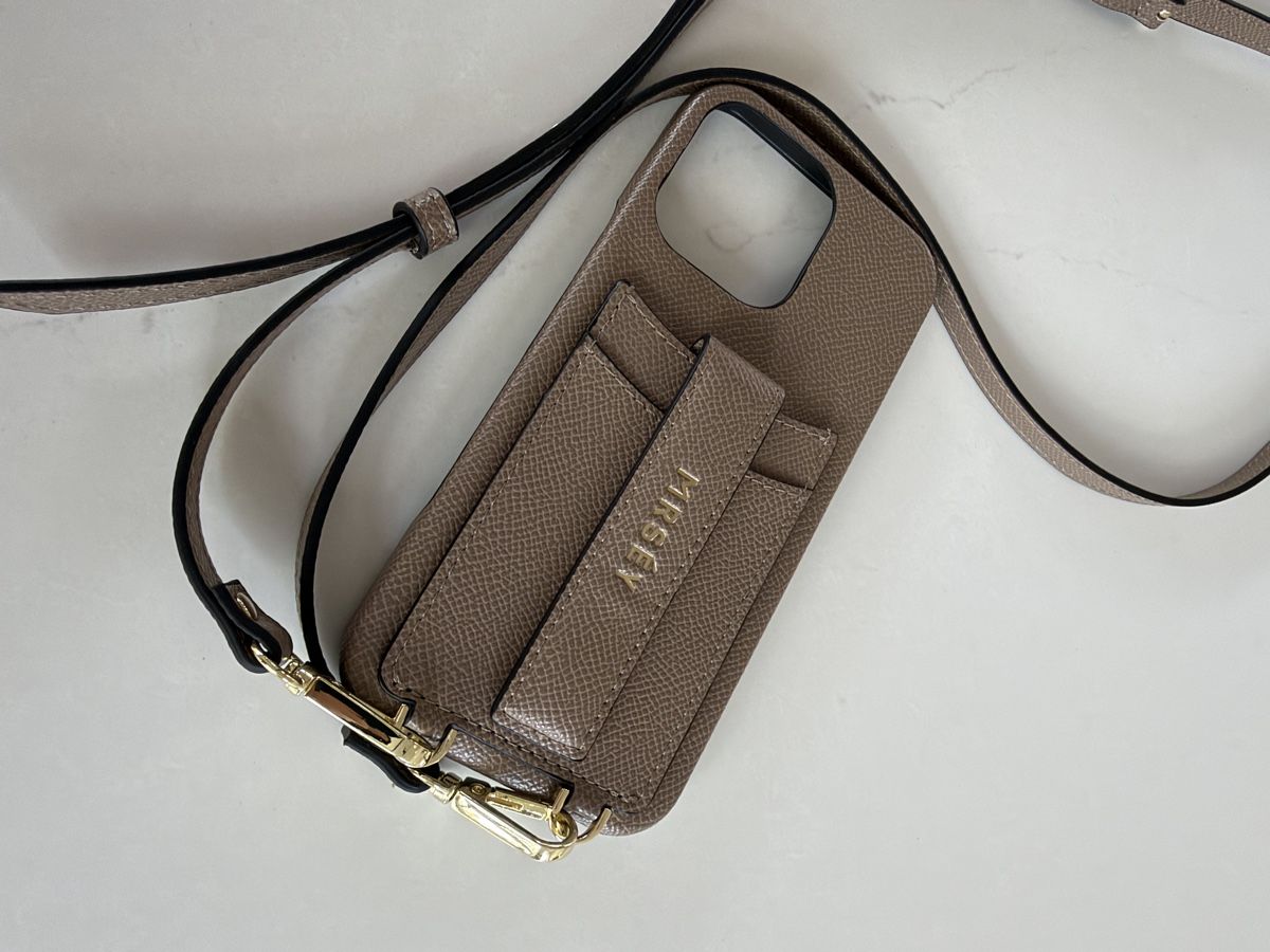 Mrséy Cover & Protezioni schermo: MRSÉY iPhone Hülle mit Strap - Taupe für 16 Pro Max – Nuovo (secondo la descrizione) da Rohrbach venduto da WhiteCornus 2