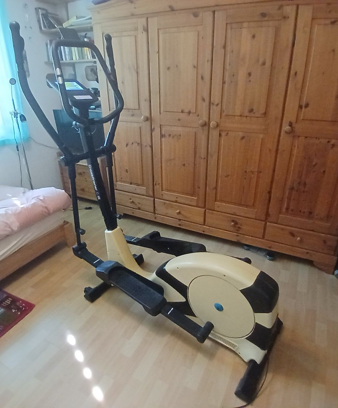 Aldi Vélos d'appartement: Crosstrainer gratis – D'occasion à Teufen ZH par Frey2 2